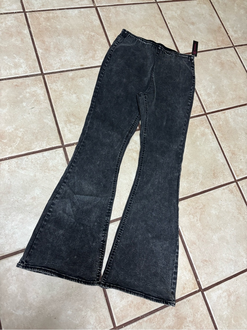 (PA4)No Boundaries Black Acid-Wash Stretch Flare Jeans Size Medium  NWTS